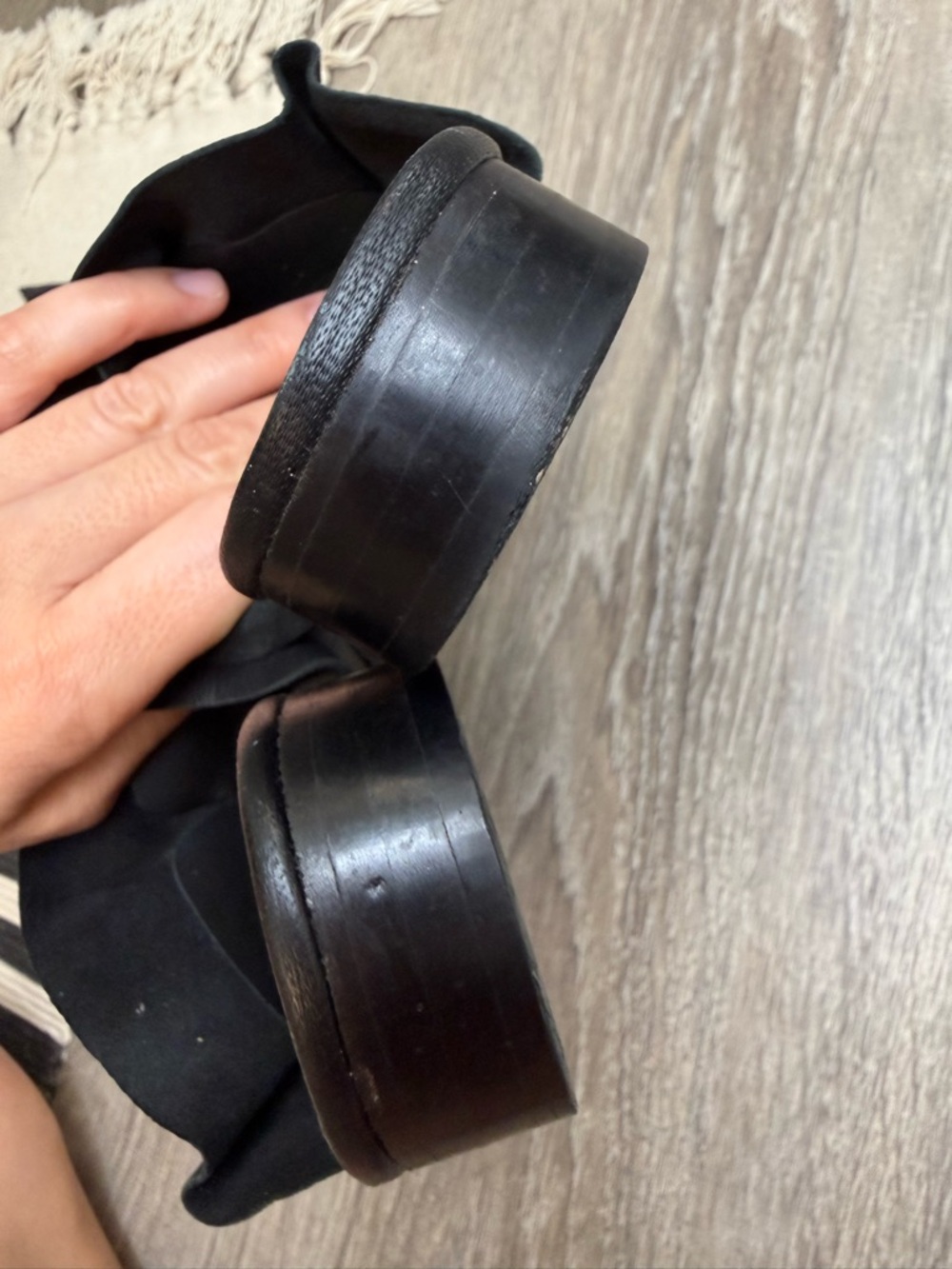 Free People Sienna Black Leather Ruffle Mules Size 9/39 - Picture 6 of 10